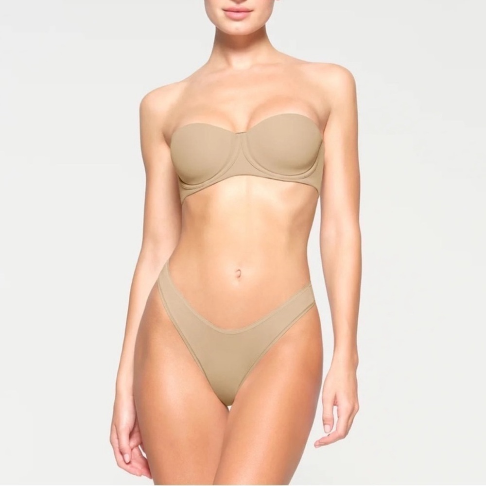 Skims | Fits Everybody Strapless Mica Bra NWT clay BA-BAN-3151. 34DDD #B5